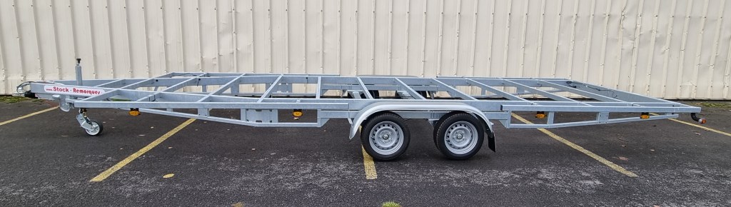 TH 6m60 x 2m44 version basse 2 x essieux 1800 kg (copie)