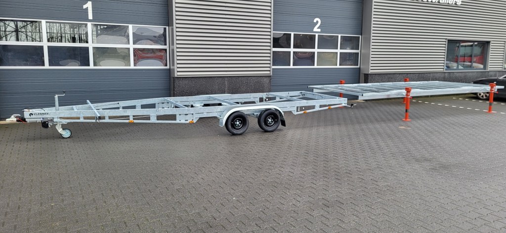 DT 6m x 2m44 Version amovible 2 x essieux 1800 kg + deck