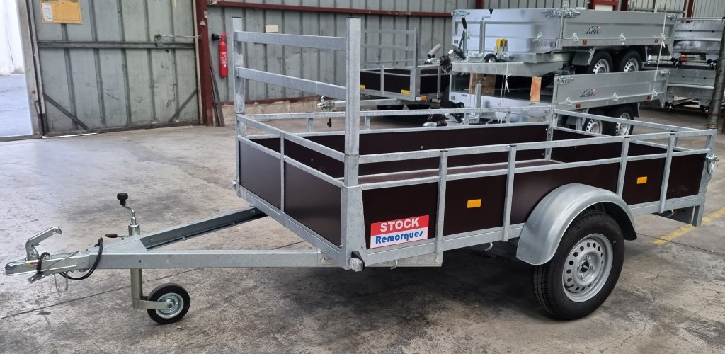 Remorque Bois 1 Essieu 2m00 x 1m31 - 750 kg (photo)