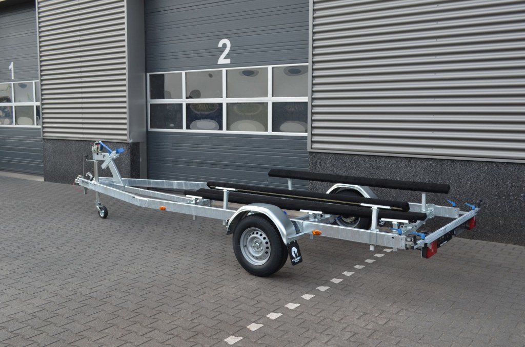 7m-2m20 2x1350kg - 2700 kg - VLEMMIX - Remorque Porte-Bateau version patin (photo)