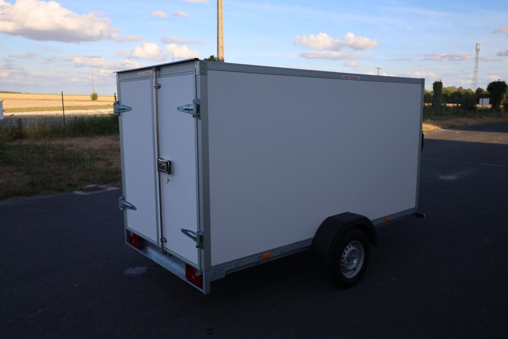 Fourgon - 3m07 x 1m51 x 1m50 1350kg