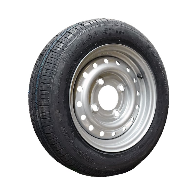 pneu + roue 135/80 R13 4½Jx13H2 ET20 85/130/4 métal ST290 M+S gris argent