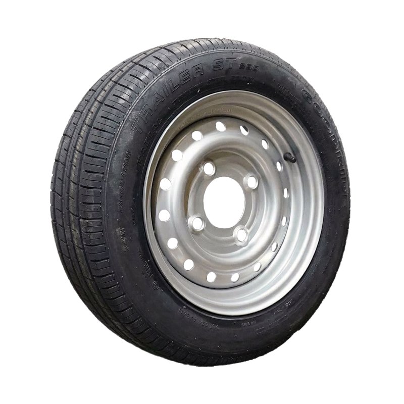 pneu + roue 175/70 R13 4½Jx13H2 ET20 85/130/4 métal ST290 M+S gris argent
