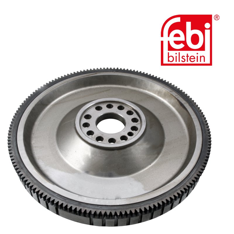 Volant-moteur avec couronne de démarreur
