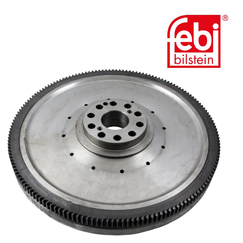 Volant-moteur avec couronne de démarreur