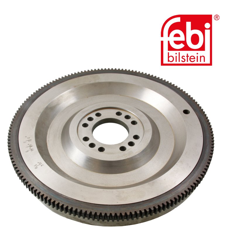 Volant-moteur avec couronne de démarreur