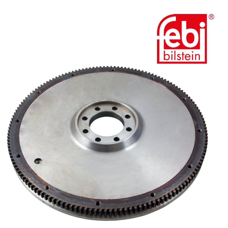 Volant-moteur avec couronne de démarreur