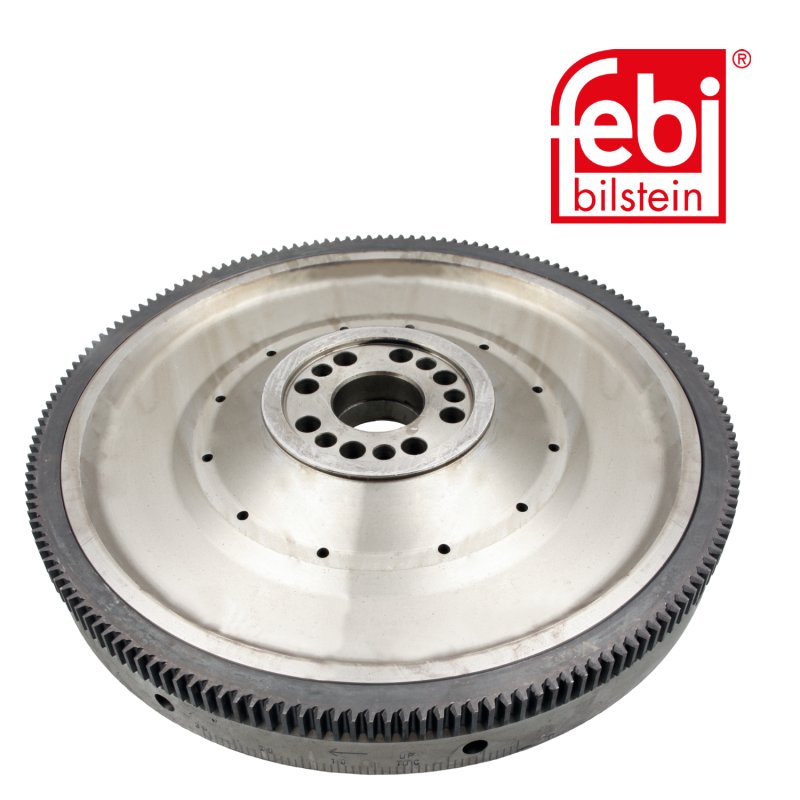 Volant-moteur avec couronne de démarreur
