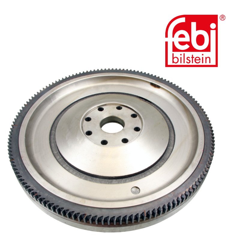 Volant-moteur avec couronne de démarreur