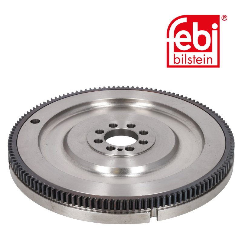 Volant-moteur avec couronne de démarreur