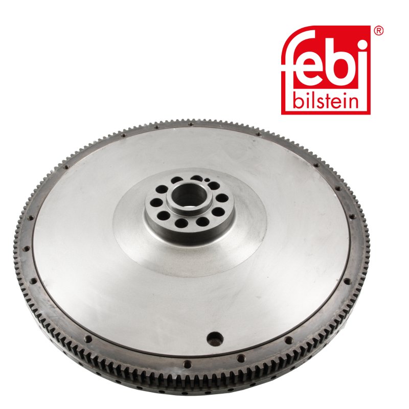 Volant-moteur avec couronne de démarreur