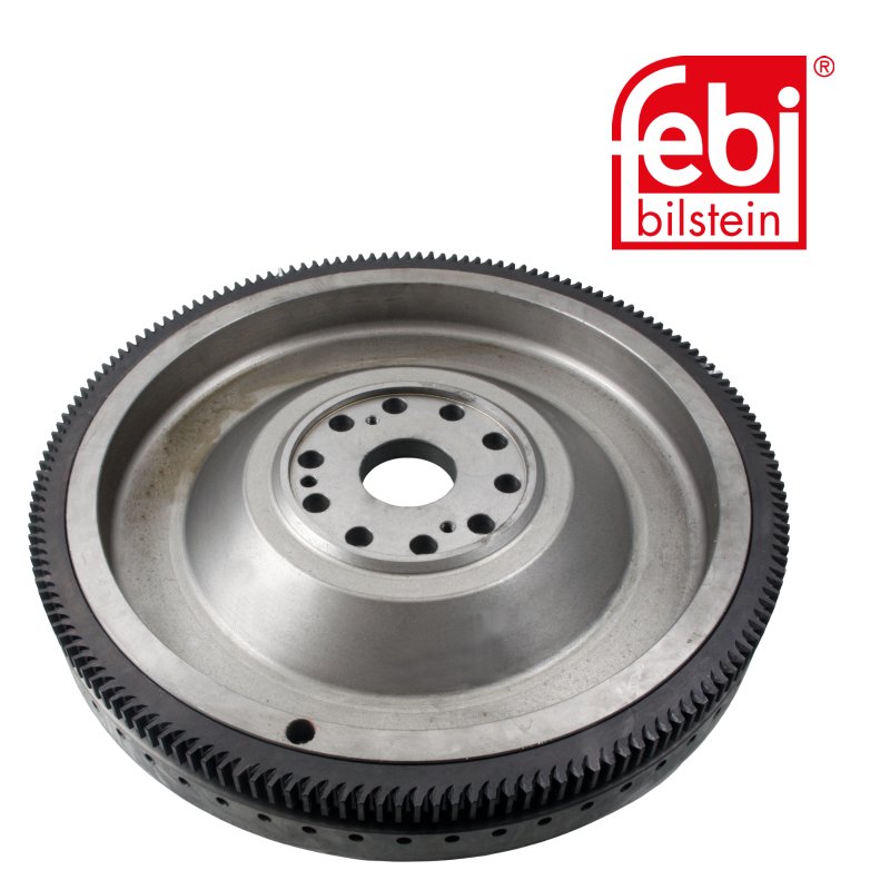 Volant-moteur avec couronne de démarreur
