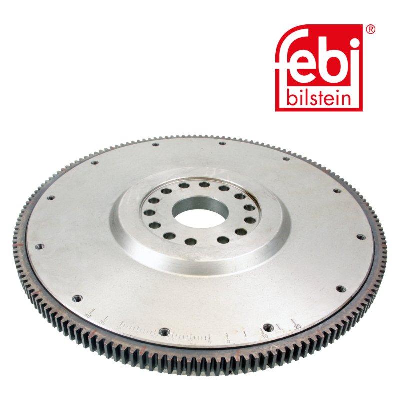 Volant-moteur avec couronne de démarreur