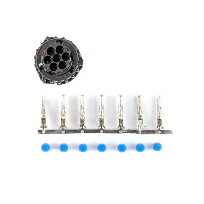 connecteur AMP 7-PIN femelle