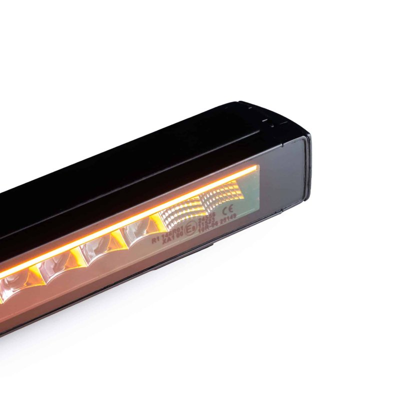 LED lightbar Stratos 530mm | incl. R65 flitser | wit-amber DRL