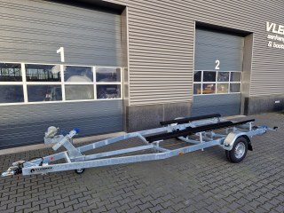 6m30-2M20 -1X 1500 kg 1500 kg - VLEMMIX - Remorque Porte-Bateau version patin