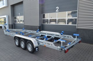 Vlemmix - 9m20-2m55 - 3x1500 kg - 3500 kg - VLEMMIX - Remorque Porte-Bateau