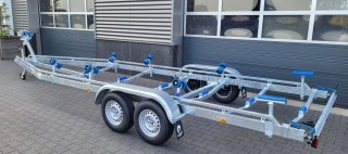 8m40-2m55 - 2x1350 kg - 2700 kg - VLEMMIX - Remorque Porte-Bateau